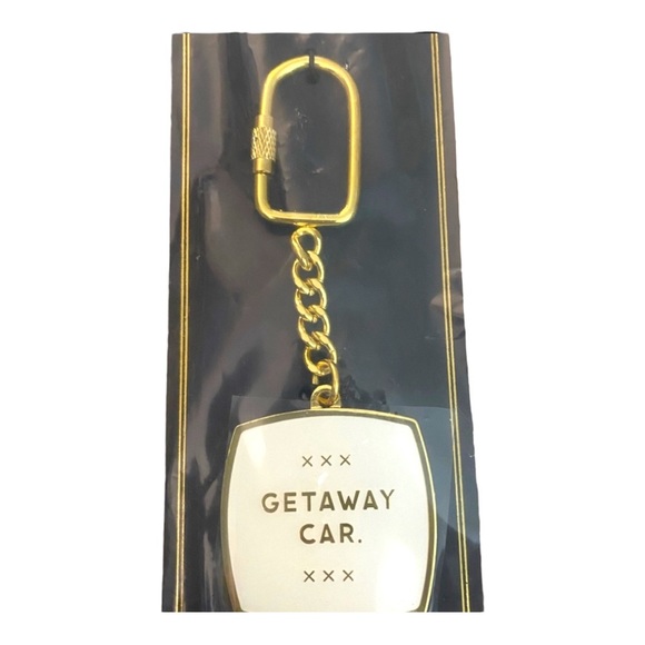 EASY, Tiger "Getaway Car" Screw Clasp Keychain - Picture 2 of 5